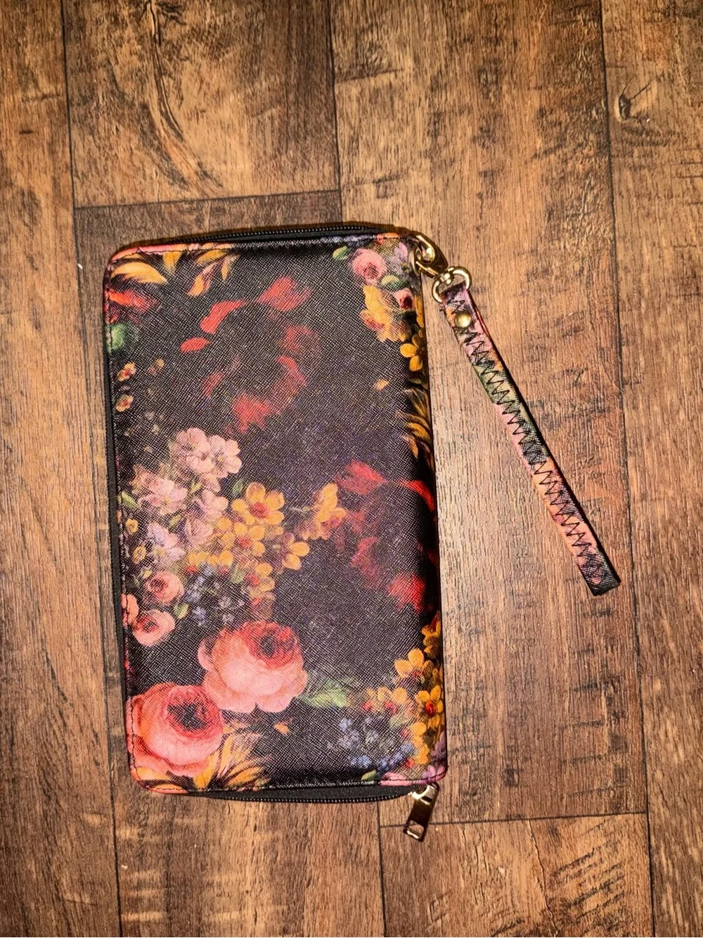 Floral Zip-Around Wristlet Wallet - Pink & Black